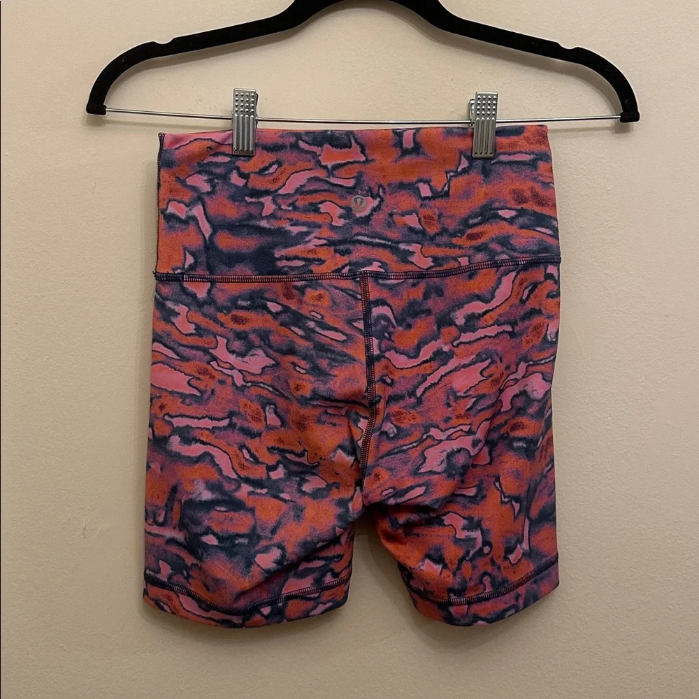 Lululemon Wunder Train High-Rise Biker Shorts Multicolor Camouflage Sz6 Athletic